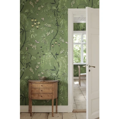 S10585 Ottilia Green Sandberg Wallpaper interior4 image