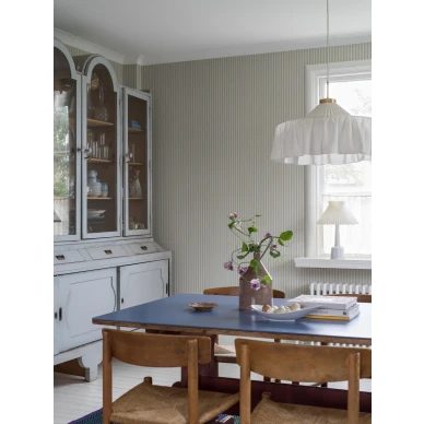 5738 MolleStripe Roomshot 1 image