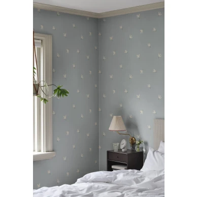 S10624 Frida Light Blue Sandberg Wallpaper interior3 1400x2100 fb76f8f1 49f2 4587 b0f9 d44f8120ef1e image