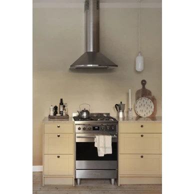 S10710 Skymning Peach Sandberg Wallpaper interior2 1400x2100 4199e6d5 cb2e 4870 bb25 a3c735375851 image