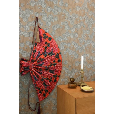 165 04 beachy breeze C image