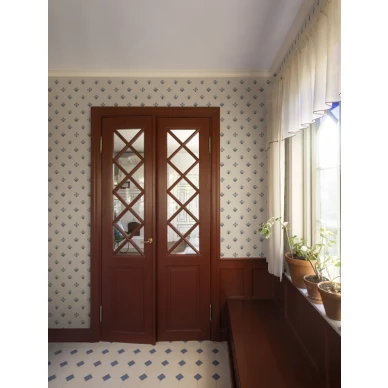 S10817 interior2 image