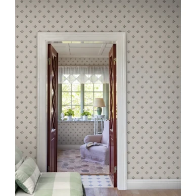 S10818 interior2 image