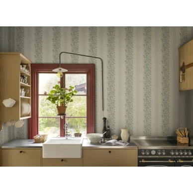 S10824 interior1 image