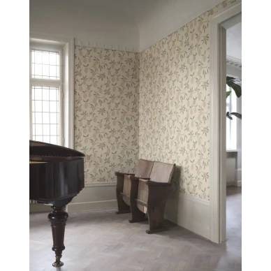 S10667 interior2 image