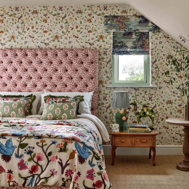 DABW217235 1 SAW0178 01 SANDERSON Arils Garden WALLPAPER b459 image