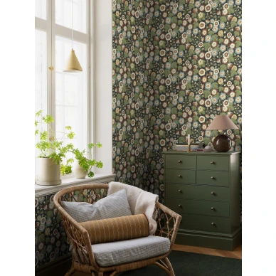 9173 HappyHollyhocks Roomshot 1 image