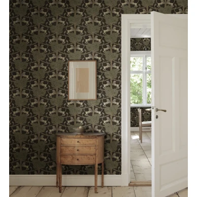 S10737_interior2 image